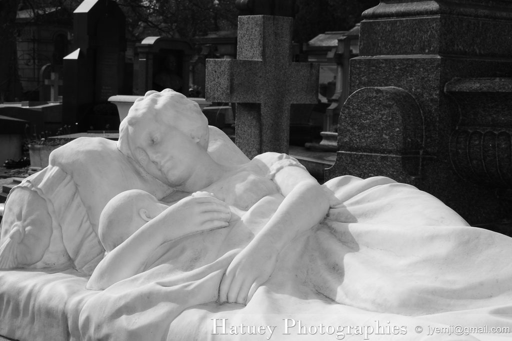 Paris, Cimetiere du Pere Lachaise , Photographies de Paris, Cemetery Graveyard Cementerio Cimitero Friedhof , Cimetiere du Pere Lachaise , Photographies de la tombe la Famille KHADRA par "©Hatuey Photographies