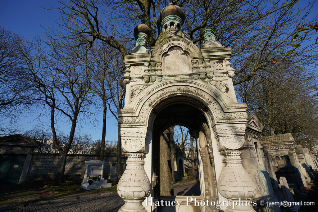 Tombe de Jean de YAKOVLEFF "©Hatuey Photographies" 1804-1882, Art Funéraire, Cemetery, CemeteryPhotography, Cimetière, Cimetière du Père-Lachaise, Cimitero, Division 82, France, Friedhof, Graveyard, Illustration, Paris, PereLachaisePhotographie, Photo Cimetière du Père-Lachaise, Père-Lachaise, YAKOVLEFF Jean de, ©Hatuey Photographies