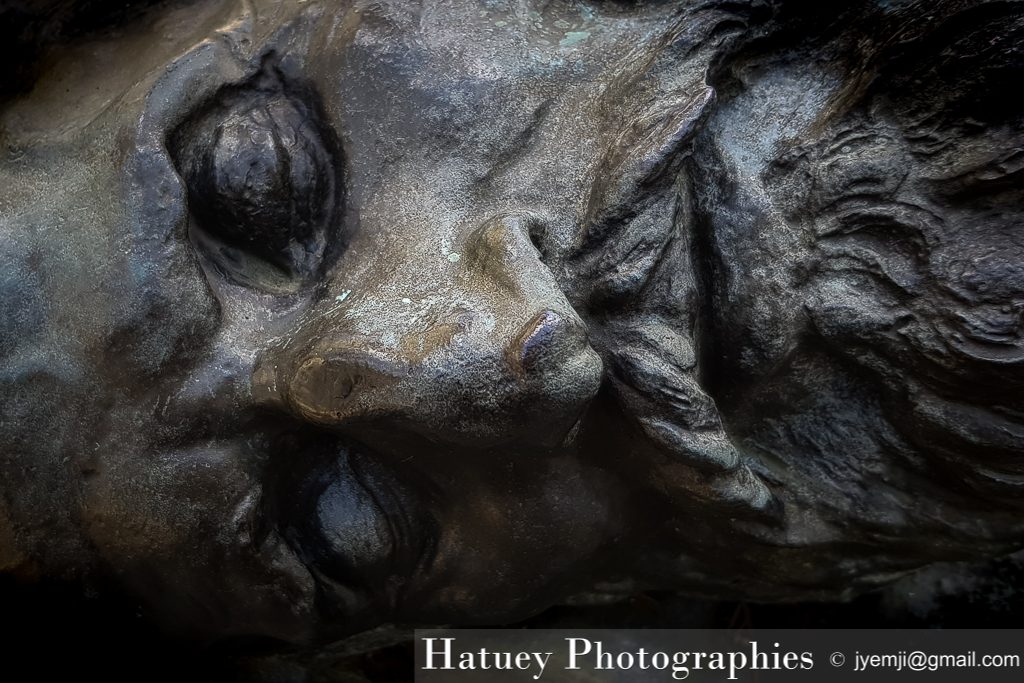 Paris, Cimetiere du Pere Lachaise , Photographies de Paris, Cemetery Graveyard Cementerio Cimitero Friedhof , Cimetiere du Pere Lachaise , Photographies de la tombe de Louis Auguste BLANQUI (1805-1881) par "©Hatuey Photographies