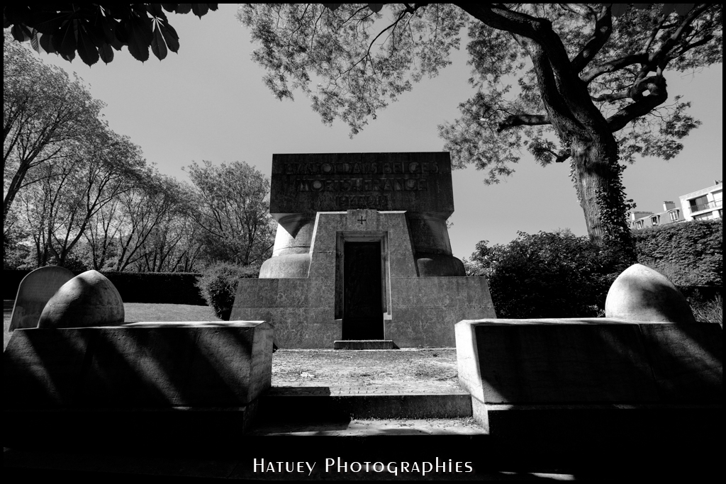 1914-1918, Art Funéraire, Aux Soldats Belges Morts en France, Belges, Cementerio, Cemetery, Cemetery Photography, CemetryPhotography, Cimetière, Cimetière du Père-Lachaise, Cimitero, France, Friedhof, Graveyard, Illustration, Paris, PereLachaisePhotographie, Photo Cimetière du Père-Lachaise, Père-Lachaise, ©Hatuey Photographies