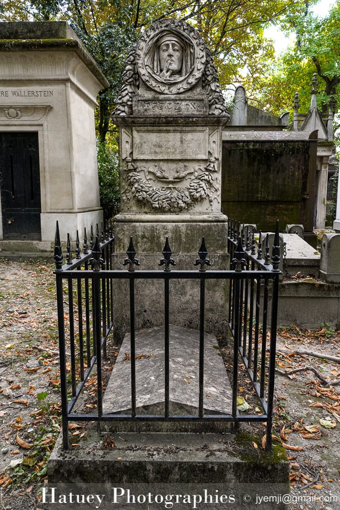 Paris, Cimetiere du Pere Lachaise , Photographies de Paris, Cemetery Graveyard Cementerio Cimitero Friedhof , Cimetiere du Pere Lachaise , Photographies de la tombe de Roblès Jacob (1782-1842) par "©Hatuey Photographies