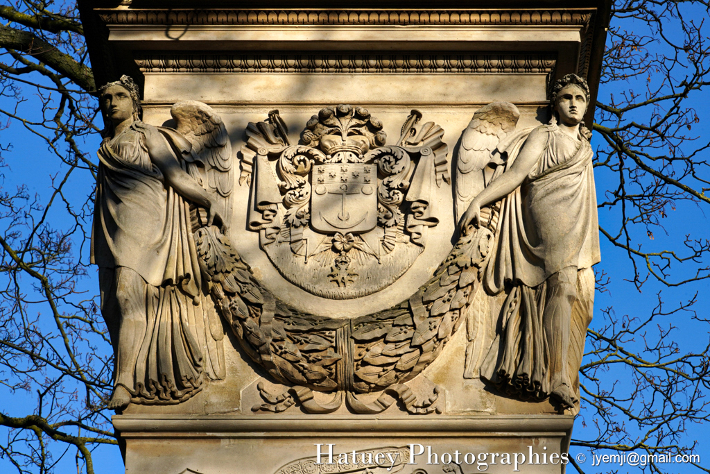 Cimetière du Père-Lachaise, Tombe de Denis DECRES "©Hatuey Photographies" 1761-1820, Amiral, Art Funéraire, Cemetery, CemeteryPhotography, Cimetière, Cimetière du Père-Lachaise, Cimitero, DECRES Denis, Division 39, France, Friedhof, Merlieux Louis-Parfait (Sculpteur), Ministre de la Défense, Ministre de la Marine, Paris, PereLachaisePhotographie, Photo Cimetière du Père-Lachaise, Père-Lachaise, Rue:Chemin Camille JORDAN, Sculpteurs, graveyard, illustration, ©Hatuey Photographies, Sculpture