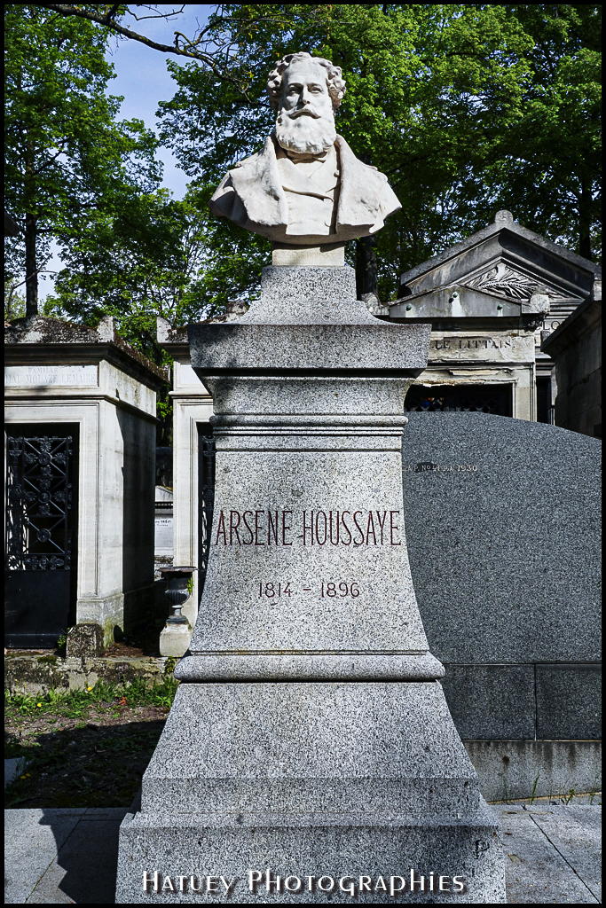 Paris, Cimetiere du Pere Lachaise , Photographies de Paris par "©Hatuey Photographies" 1814-1896, Art Funéraire, Buste, Buste d'homme, Cementerio, Cemetery, Cemetery Photography, Cimetiere, Cimetière, Cimetière du Père-Lachaise, Cimitero, Division 04, France, Friedhof, Graveyard, HOUSSAYE Arsène, Illustration, Marbre, Paris, PereLachaisePhotographie, Photo Cimetière du Père-Lachaise, Père-Lachaise, Rue:Avenue Principale, ©Hatuey Photographies