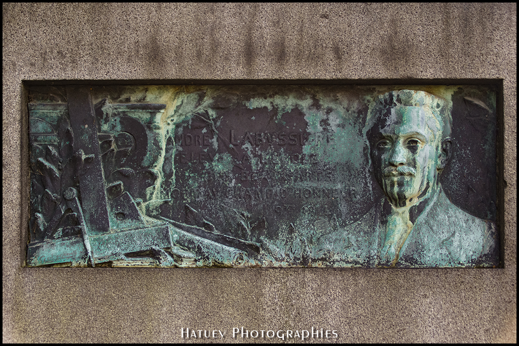 Paris, Cimetiere du Pere Lachaise , Photographies de Paris par "©Hatuey Photographies" ©Hatuey Photographies, André Justin LABUSSIÈRE (1890-1914)