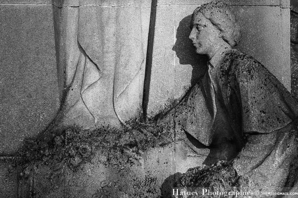 Paris, Cimetiere du Pere Lachaise , Photographies de Paris, Cemetery Graveyard Cementerio Cimitero Friedhof , Cimetiere du Pere Lachaise , Photographies de la tombe de Marie BUCELLE (1888-1914) par "©Hatuey Photographies