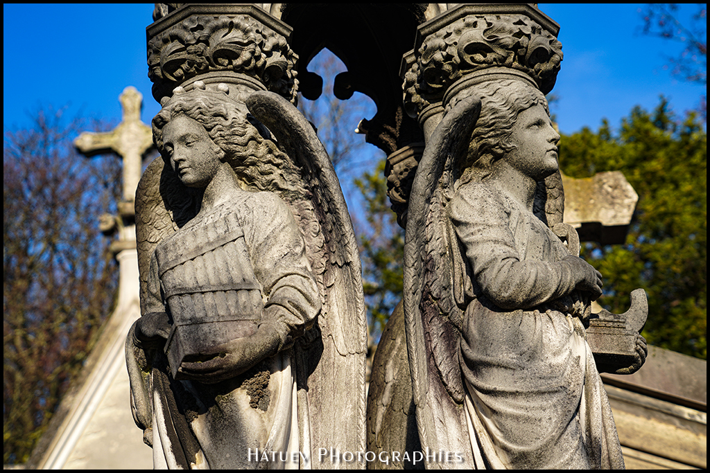 Elisabeth COULSON, Mme STREAN (1802-1880) Paris, PereLachaisePhotographie, Photo Cimetière du Père-Lachaise, Père-Lachaise, Sculpteur, Sculpture, neogothique Photographies par "©Hatuey Photographies"