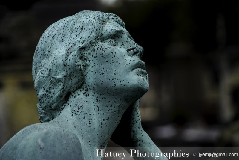 ©Hatuey Photographies, 1871-1959, Art Funéraire, bronze, Cemetery, Cimetière, Cimetière du Père Lachaise, cimitero, Division 92, Femme assise, France, Friedhof, graveyard, LANDAU Emilie, Paris, Père Lachaise, Père-Lachaise, Sculpture, Statue, Statue de femme