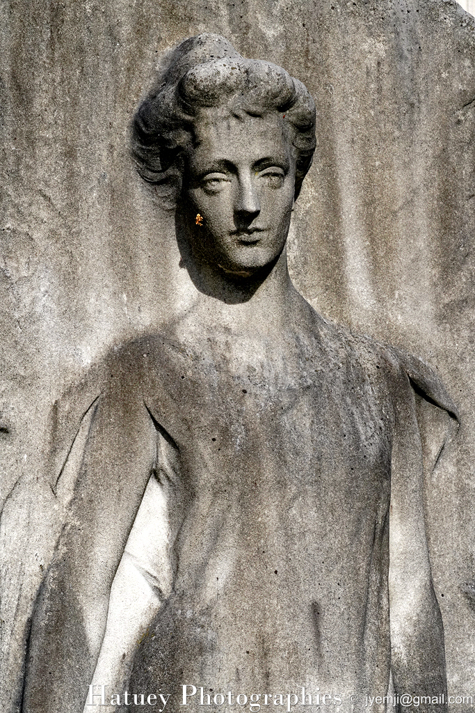 Cimetière du Père-Lachaise, Tombe de Victorine Catherine Elisabeth BREZINA (1857-1918) "©Hatuey Photographies" ©Hatuey Photographies, 1857-1918, Art Funéraire, BREZINA Adalbert, BREZINA Victorine Catherine Elisabeth, Cementerio, Cemetery, CemeteryPhotography, Cimetiere, Cimetière, Cimetière du Père-Lachaise, Cimitero, France, Friedhof, Graveyard, Illustration, KLINGSEISEN Hugo (Sculpteur), Paris, Père-Lachaise, PereLachaisePhotographie, Photo Cimetière du Père-Lachaise, Sculpteurs