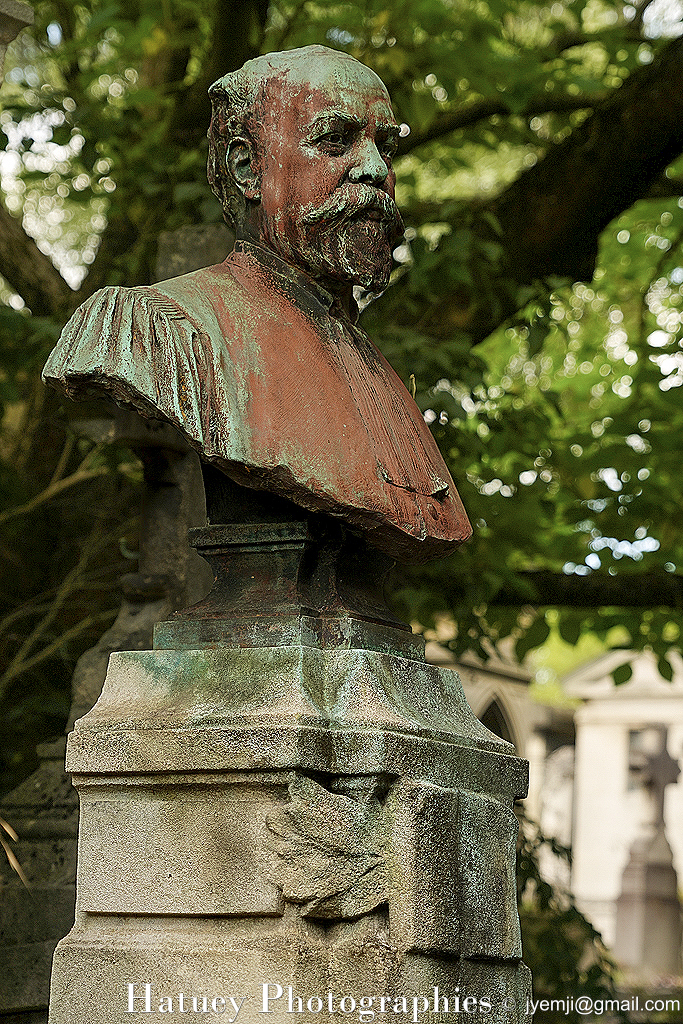 Cimetière du Père-Lachaise, Tombe de A. BALANDREAU (1848 - 1919) "©Hatuey Photographies" ©Hatuey Photographies, 1848 - 1919, Art Funéraire, Avocat, Avocat à la Cour d'Appel, BALANDREAU A, BALANDREAU A., Cementerio, Cemetery, CemeteryPhotography, Cimetiere, Cimetière, Cimetière du Père-Lachaise, Cimitero, Division 96, France, Friedhof, Graveyard, GREBER Henri-Léon (Sculpteur), Illustration, Paris, Père-Lachaise, PereLachaisePhotographie, Photo Cimetière du Père-Lachaise, Sculpteurs