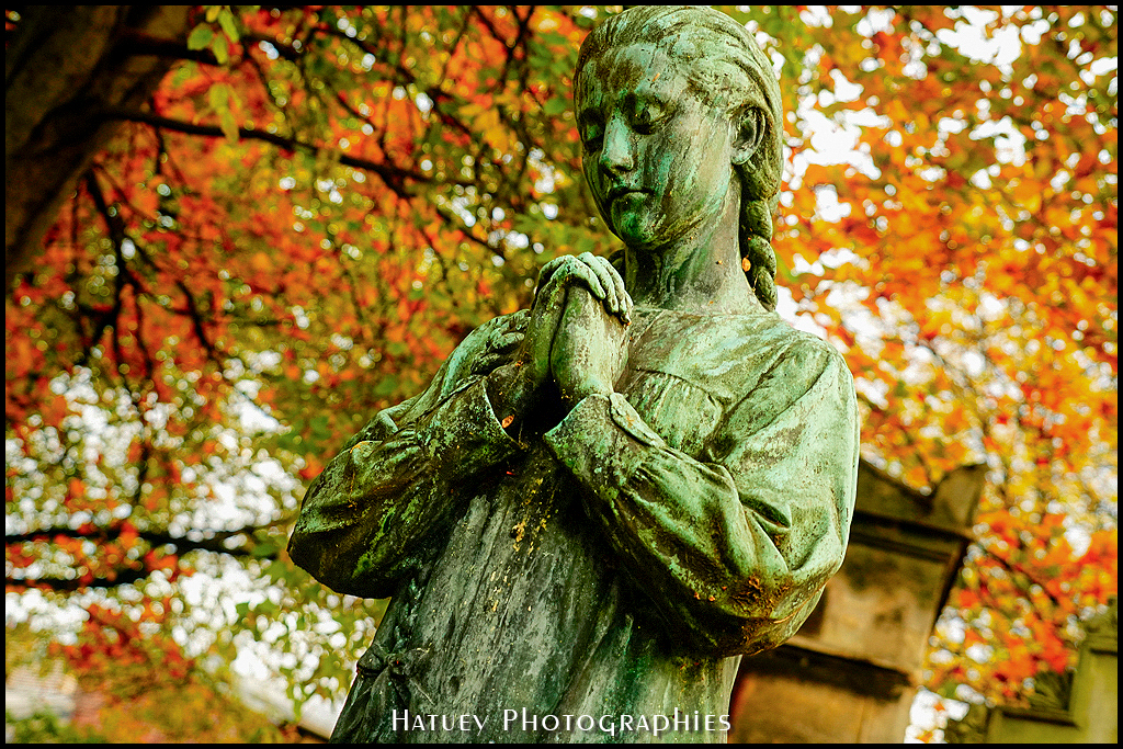 Paris, Cimetiere du Pere Lachaise , Photographies de Paris, Cemetery Graveyard Cementerio Cimitero Friedhof , Cimetiere du Pere Lachaise , Photographies de la tombe de Henri Emile ALLOUARD (1844-1929) par "©Hatuey Photographies