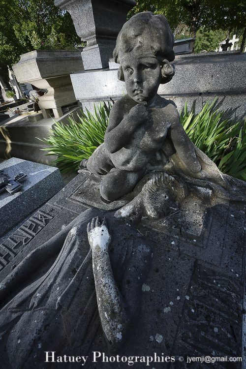 Cimetière du Père-Lachaise Marthe de SWIECINSKA ©Hatuey Photographies, Art Funéraire, Cemetery, CemeteryPhotography, Cimetière, Cimetière du Père-Lachaise, cimitero, France, Friedhof, général, graveyard, SWIECINSKA Marthe de, Illustration, Paris, Père-Lachaise, PereLachaisePhotographie, Photo Cimetière du Père-Lachaise, Rue:Avenue Pacthod, Rue:Avenue Transversale n°3, Sculpteurs