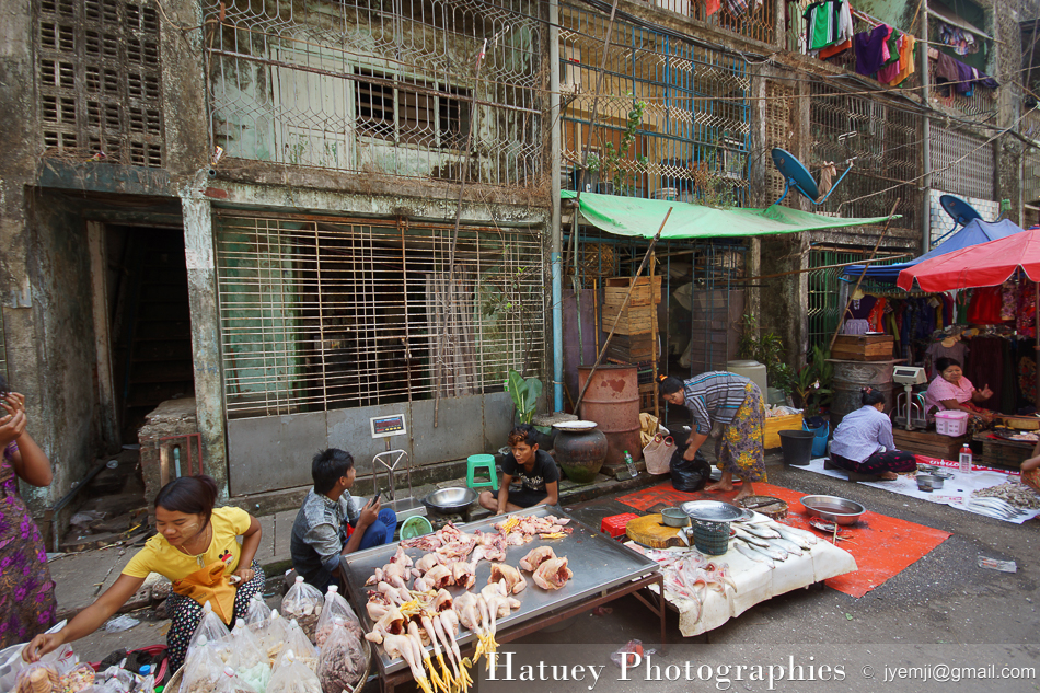 Yangon Marche chinois- Chinese Market, Myanmar by ©Hatuey Photographies