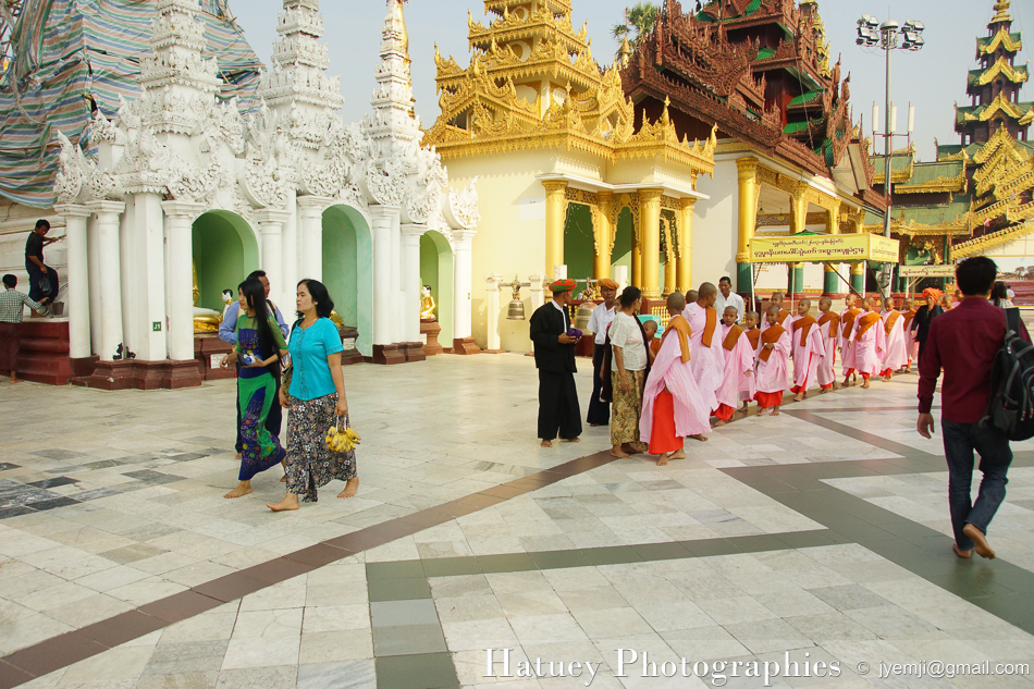 Shwedagon Pagoda, Yangon by ©Hatuey Photographies